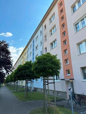 Foto - 3x Vollsanierte 2 Zimmerwohnung teilweise mit Balkon und EBK
