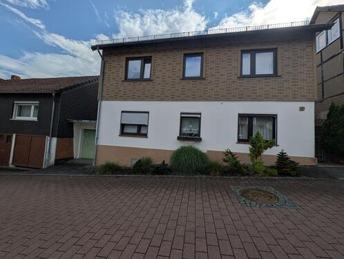 Foto - Einfamilienhaus mit großem Garten und schönem Kaminhaus