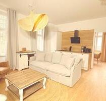 Vollmöblierte 57m² 2-Zimmer-Altbauwohnung + Balkon + EBK (Sellin)