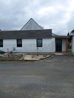 Foto - Zu verkaufen Wohnhaus - 195.000,00&nbsp;EUR Kaufpreis, ca.&nbsp; 100,00&nbsp;m&sup2;