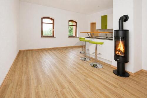 Foto - Romantische 2 Raum DG-Wohnung im historischen Bahnhof Glösa - Tageslichtbad, Einbauküche, Kamin