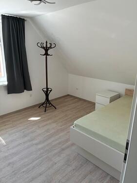 Foto - 3 Zimmer Dachgeschoßwohnung zur Miete in Pfreimd