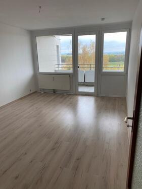 Foto - Sanierte 2- Zimmer Wohnung mit Einbauküche und großen Balkon