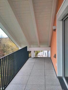 Foto - Großzüg. 2 Zimmerwohnung DG, Neubau, Erstbezug, ab sofort! 1050€