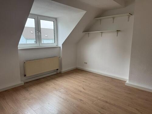 Foto - Möblierte DG Wohnung Köln – Perfekte Single, Paare, 2er-WG
