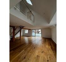 4 Zimmer Maisonette-Wohnung in Cleebronn mit Balkon