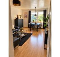 Helle 4-Zimmer-Wohnung mit Balkon und Einbauküche - Kiel Wik