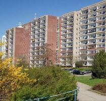 Gemütliche 2-Raum-Wohnung mit Balkon und schönem Ausblick ins Grüne - Plauen Alt Chrieschwitz
