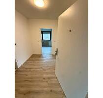 3 Zimmer Küche Bad I-O - 880,00&nbsp;EUR Kaltmiete, ca.&nbsp; 80,00&nbsp;m&sup2; in Idar-Oberstein (PLZ: 55743)