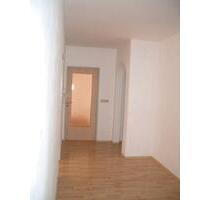 helle 3 Zimmer-Wohnung, 1. Stock - Welden