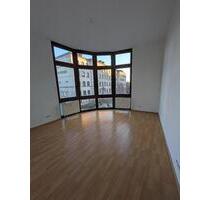 3-Raum-Wohnung mit beeindruckendem Panoramafenster - Chemnitz Hilbersdorf
