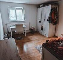 Zimmer in einer WG - 470,00&nbsp;EUR Kaltmiete, ca.&nbsp; 15,00&nbsp;m&sup2; in Singen (Hohentwiel) (PLZ: 78224)