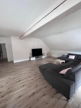 Foto - Neu renovierte 4-Zimmerwohnung in Mambach zu vermieten!