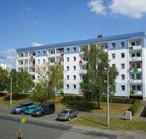 !AB JULI! Frisch renovierte 3-Zimmer-Wohnung im 4. OG - Plauen Altstadt