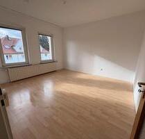 Helle, 2025 renovierte 3-Zi-DG-Wohnung (62 m²) mit EBK - Hann. Münden