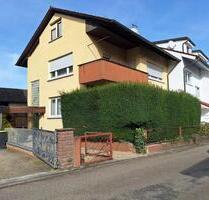 Charmantes Einfamilienhaus mit Nebengebäude und Garten - Kämpfelbach