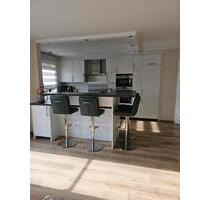 Helle und teilmöblierte Eigentumswohnung *Zentral*Garage*Balkon* - Bondorf