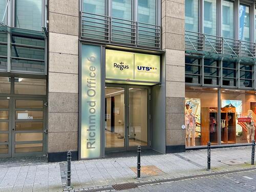 Foto - Meetings, Arbeit und Zusammenarbeit in unseren professionellen Business Center in Regus City Cologne