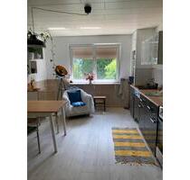 Schönes WG Zimmer Baden Baden - 555,00&nbsp;EUR Kaltmiete, ca.&nbsp; 70,00&nbsp;m&sup2; in Baden-Baden (PLZ: 76530)