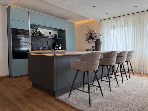 Foto - Exklusiv kernsanierte 2- Zimmer Altbauwohnung mit Designküche