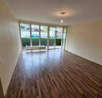 Helle Wohnung mit 2 Terrassen und Stellplatz – Detmold