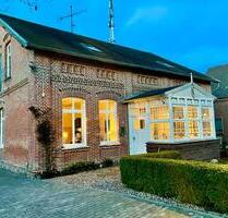 Mehrfamilienhaus, Ferienhaus - 580.000,00 EUR Kaufpreis, ca.  240,00 m² in Butjadingen (PLZ: 26969)