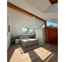 Erstbezug nach Sanierung - 1 ZKB + nahe Elisabethkirche & Uni - Weimar (Lahn)