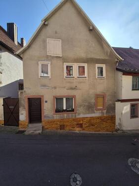 Foto - 5 Zimmer Einfamilienhaus zum Kaufen in Zellingen