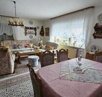 Geräumige 4-Zimmer-Wohnung (95m2) mit Garten in Neunkirchen-Wiebelskirchen Geräumige 4-Zimmer-Wohnung (95m2) mit Garten in Neunkirchen-Wiebelskirchen