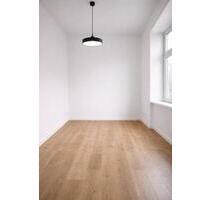 3-Zimmer-Wohnung im 2.OG im historischen Bahnhofsgebäude in Uffenheim – Erstbezug nach Sanierung!