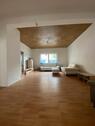 Foto - Erdgeschoss 3 Zimmer + Balkon - 988,00&nbsp;EUR Kaltmiete, ca.&nbsp; 90,00&nbsp;m&sup2;