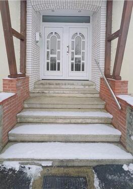 Foto - RenovierteTeilsanierte 4-Zimmer Wohnung