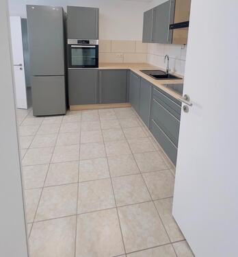 Foto - RenovierteTeilsanierte 2 Zimmer Wohnung