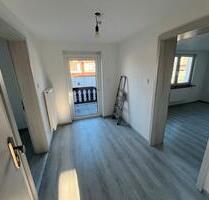 Frisch renoviert: Moderne 2-Zi-Wohnung (55 m²) mit Balkon & EBK - Korbach