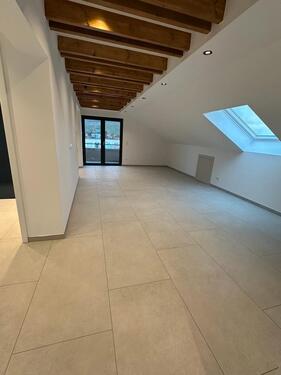 Foto - Moderne 3-Zimmer-Dachgeschosswohnung