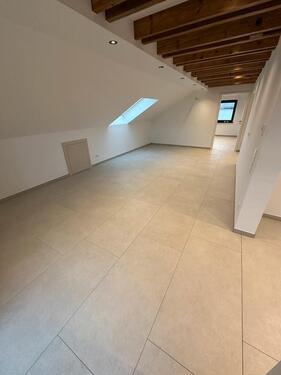 Foto - 3 Zimmer Dachgeschoßwohnung zur Miete in Weinstadt