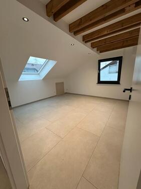 Foto - Dachgeschoßwohnung in Weinstadt zur Miete