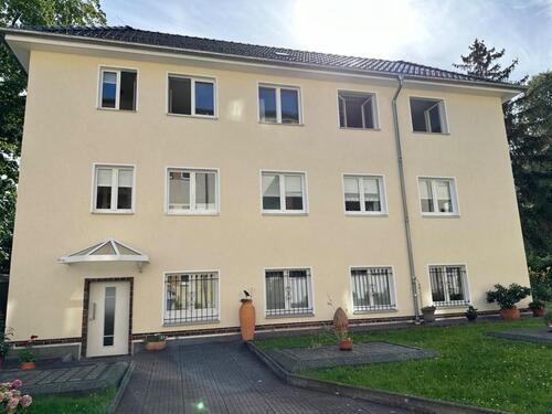 Foto - Vielseitiges Gewerbehaus in Berlin-Lankwitz: 180 m² für Büro oder