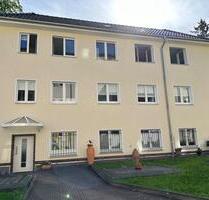 Vielseitiges Gewerbehaus in Berlin-Lankwitz: 180 m² für Büro oder