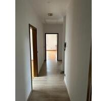 Wohnung in zentraler Lage - 650,00 EUR Kaltmiete, in Altenbeken (PLZ: 33184)