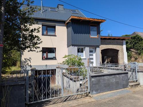 Foto - Kleines Haus in Kliding (VulkaneifelMoselnähe) zu vermieten