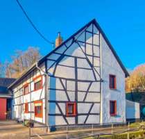 Einfamilienhaus optional mit 1 ha Land, ideal für PferdeTiere - Bad Münstereifel