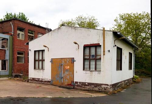 Foto - HALLE GROSSGARAGE WERKSTATT LAGER GARAGE 80 qm