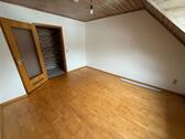 Foto - Schöne 3-Zimmer-DG-Wohnung mit EBK – zentral in Pforzheim