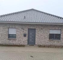 Erdgeschosswohnung Bungalow Neubau in ruhiger Lage zu vermieten - Ostrhauderfehn