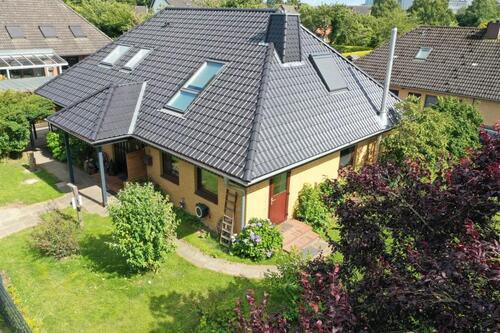 Foto - Großzügiges Einfamilienhaus in ruhiger Wohnlage nahe WKK