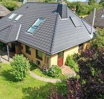 Großzügiges Einfamilienhaus in ruhiger Wohnlage nahe WKK - Heide