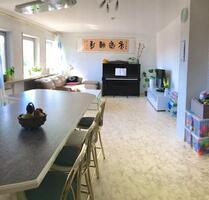 Stilvolle, gepflegte 4,5-Zimmer-Wohnung in Erlangen Zentrum - Buckenhof
