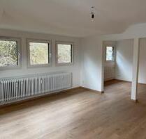 Erstbezug nach Sanierung - Großzügige 4-Zimmer-Wohnung DG - Neuwied Feldkirchen