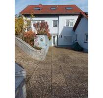 Familienfreundliches Mehrgenerationenhaus mit AnbauNebenhaus - Bergrheinfeld